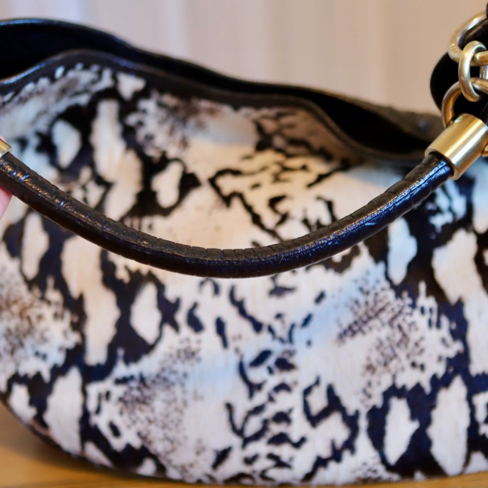 Authentic Brahmin Black\White Shoulder Bag Leather & Fur - Picture 7 of 12